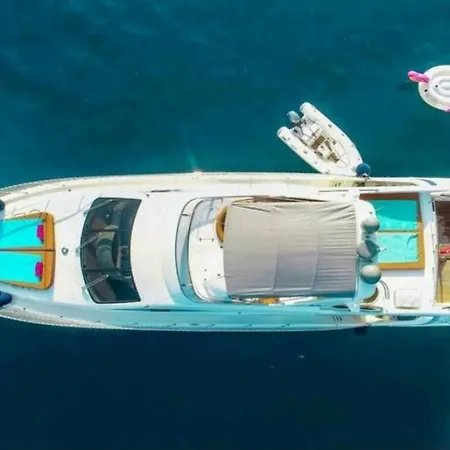 Vision Yatch 船屋 *