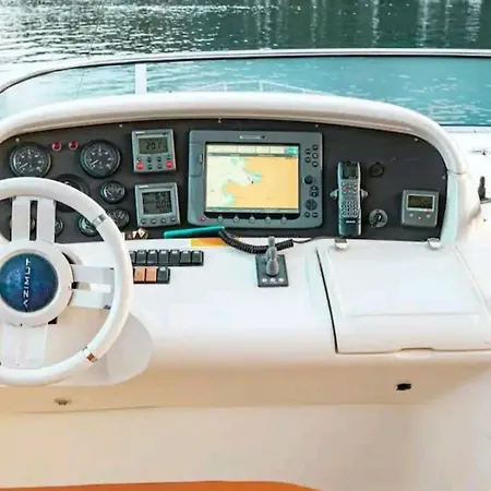 Vision Yatch